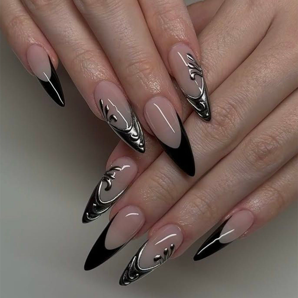 Elegant artificial nails with metallic accents Bowlift