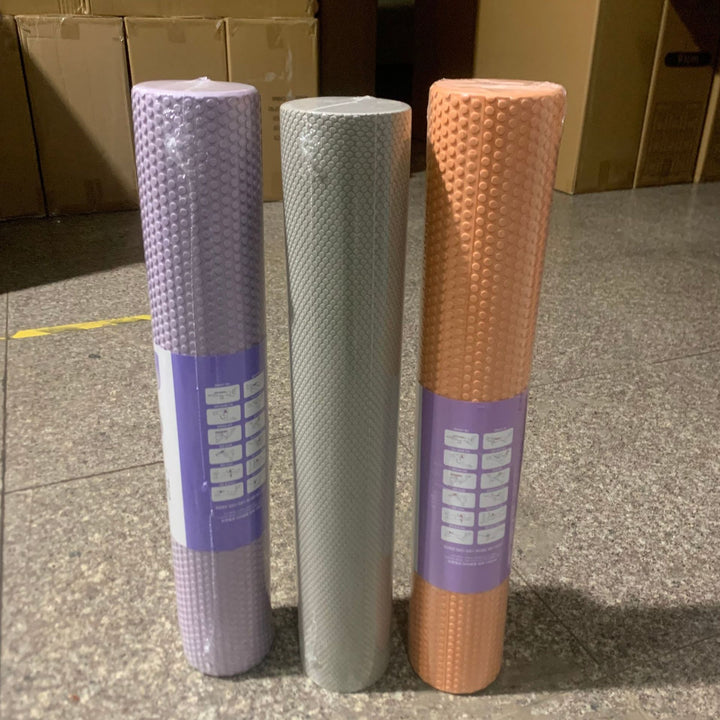 Massage roll with dotted surface Bowlift