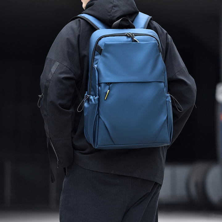 Ultra-Functional Everyday Backpack Bowlift