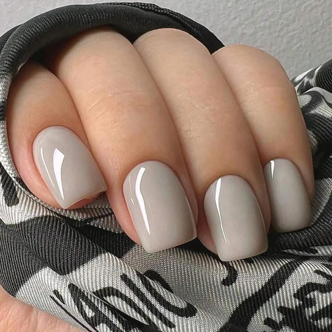 Luxurious Glossy Nail Treatment