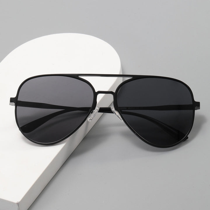 Women’s pilot sunglasses with UV protection and elegant frame Bowlift