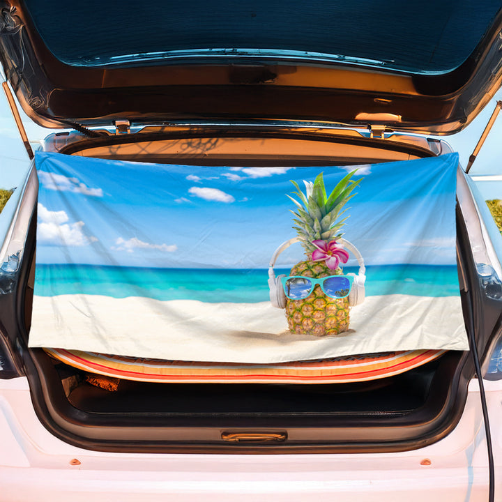 Luggage protection cover with maritime shell design Bowlift