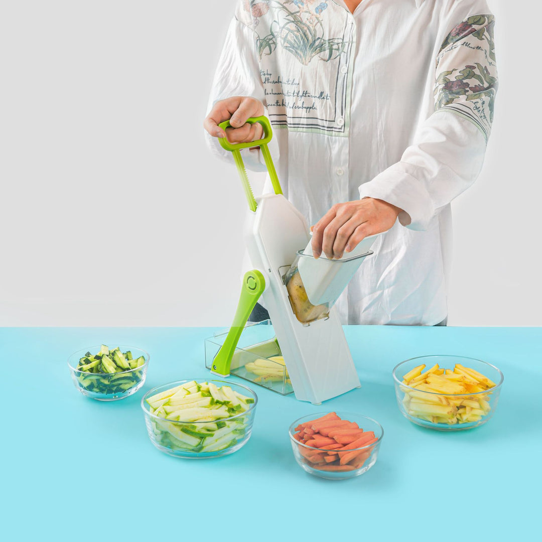 Heavy-Duty Manual Citrus Press Juicer With Integrated Pulp Collector