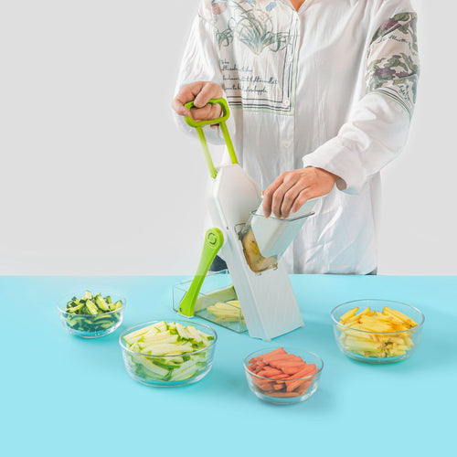 Heavy-Duty Manual Citrus Press Juicer With Integrated Pulp Collector