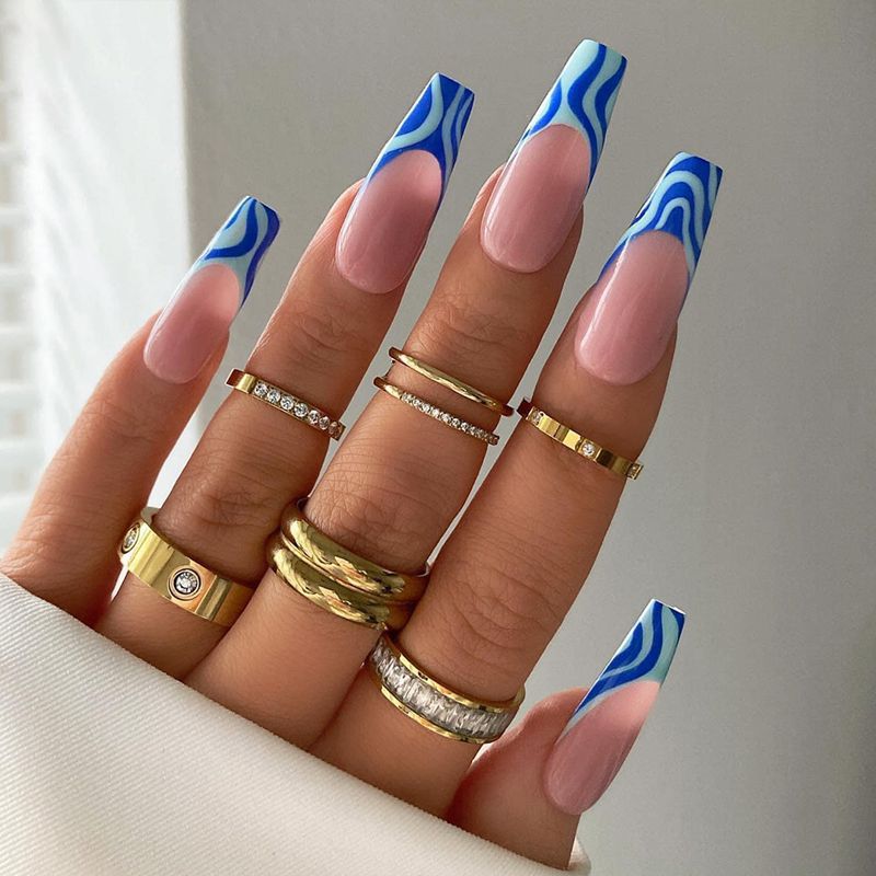 Artificial nail set with unique patterns Bowlift