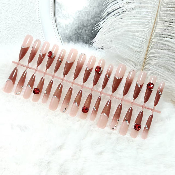 Artificial nails with luxurious 3D decorations and glamorous accents Bowlift