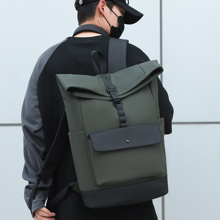 Modern roll top backpack with waterproof material and security closure Bowlift