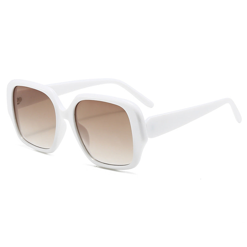 Women’s fashionable square sunglasses with wide frame Bowlift