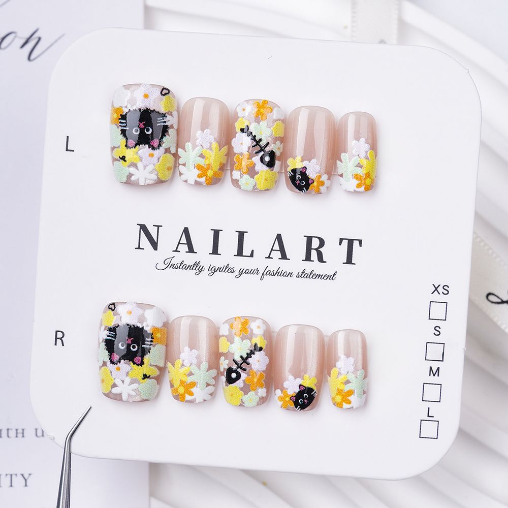 Decorative Press-On Nail Set