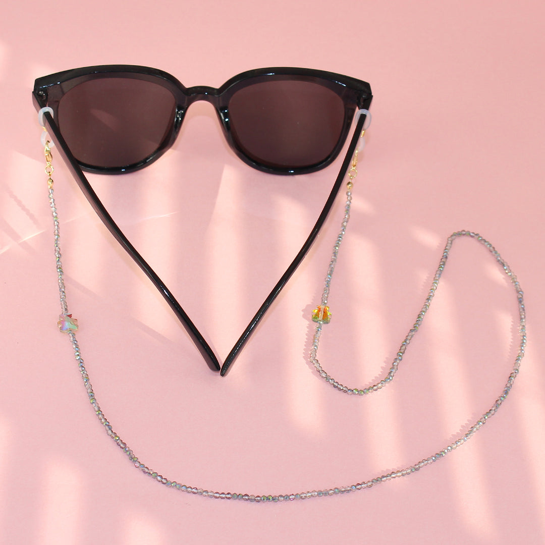Beaded Eyewear Chain Bowlift