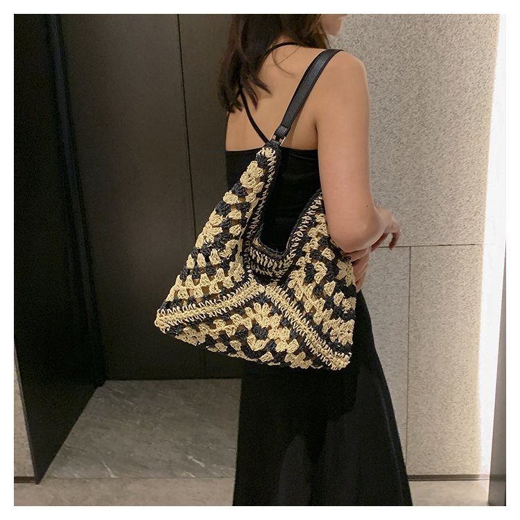 Macramé Shoulder Bag Bowlift