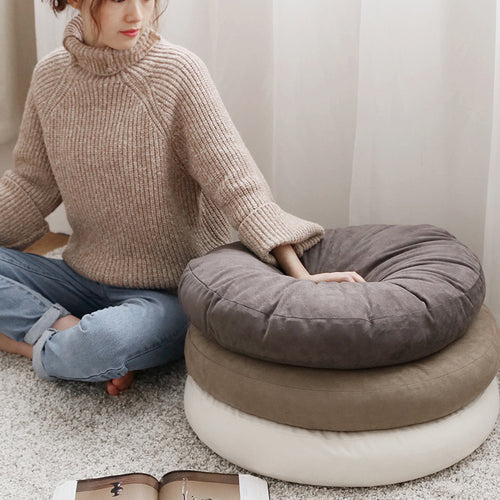 Round seat pouf with soft velvet cover, removable zipper, and shape-stable filling Bowlift