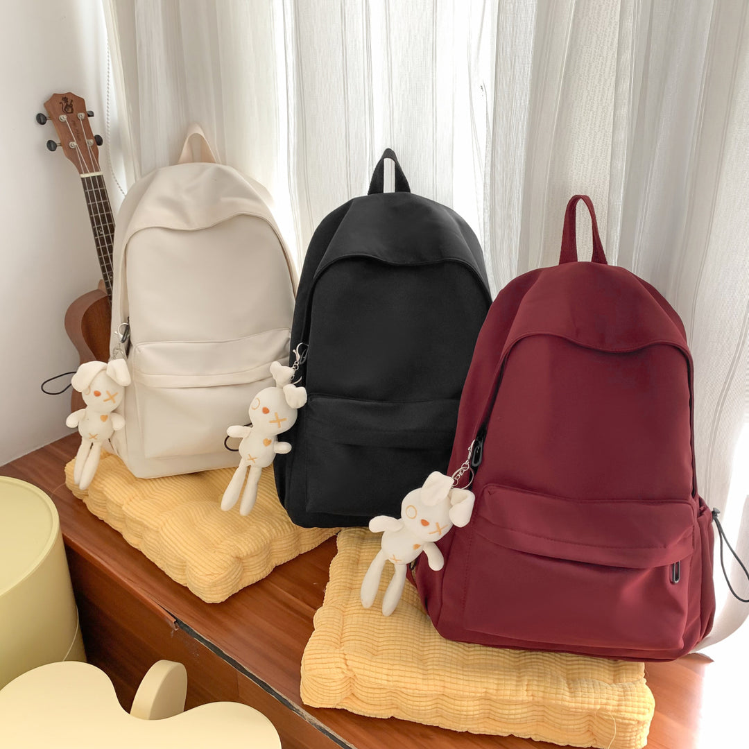 Multi-functional backpack with integrated keychain Bowlift