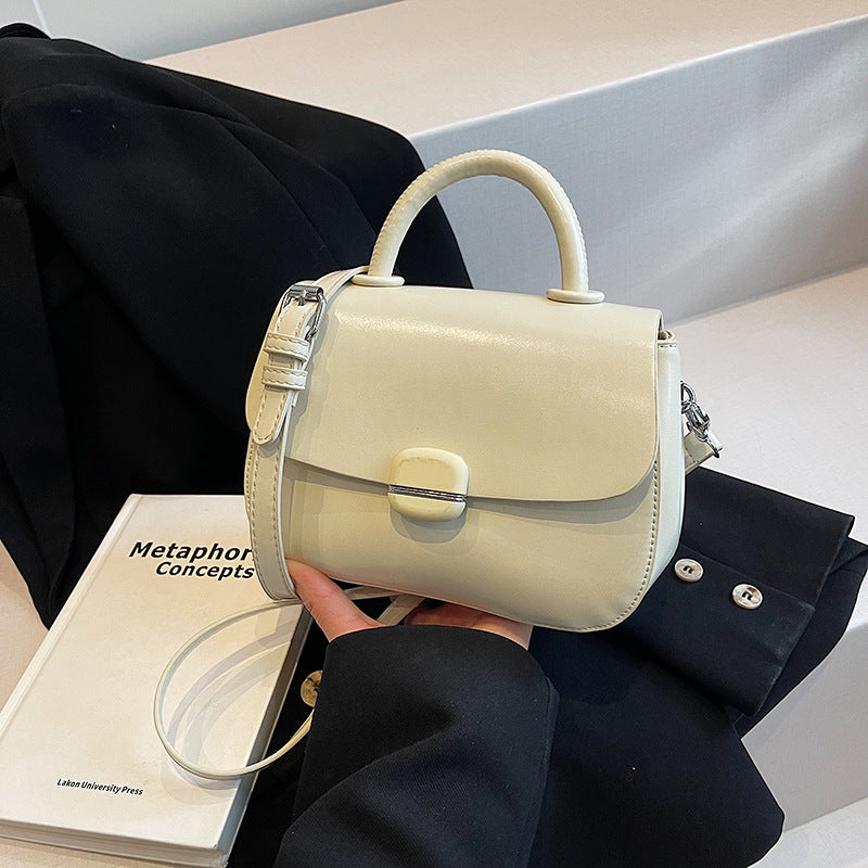 Elegant Structured Crossbody Handbag Bowlift