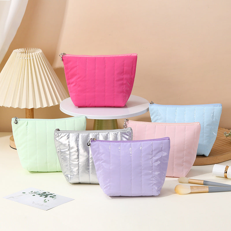 Cosmetic pouch Bowlift