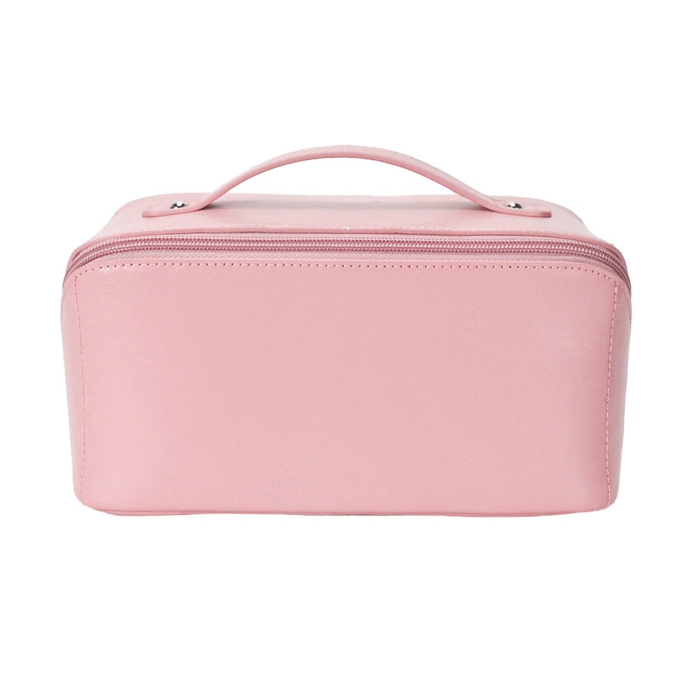 Cosmetic bag with elegant zipper Bowlift