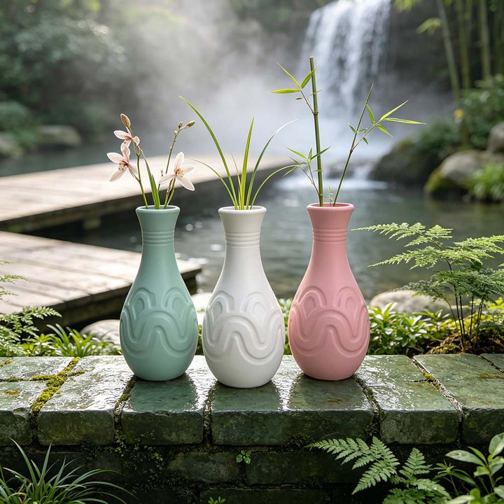Contemporary Textured Vase Bowlift