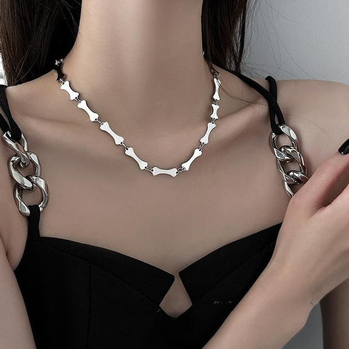 Elegant Link Chain Necklace Bowlift
