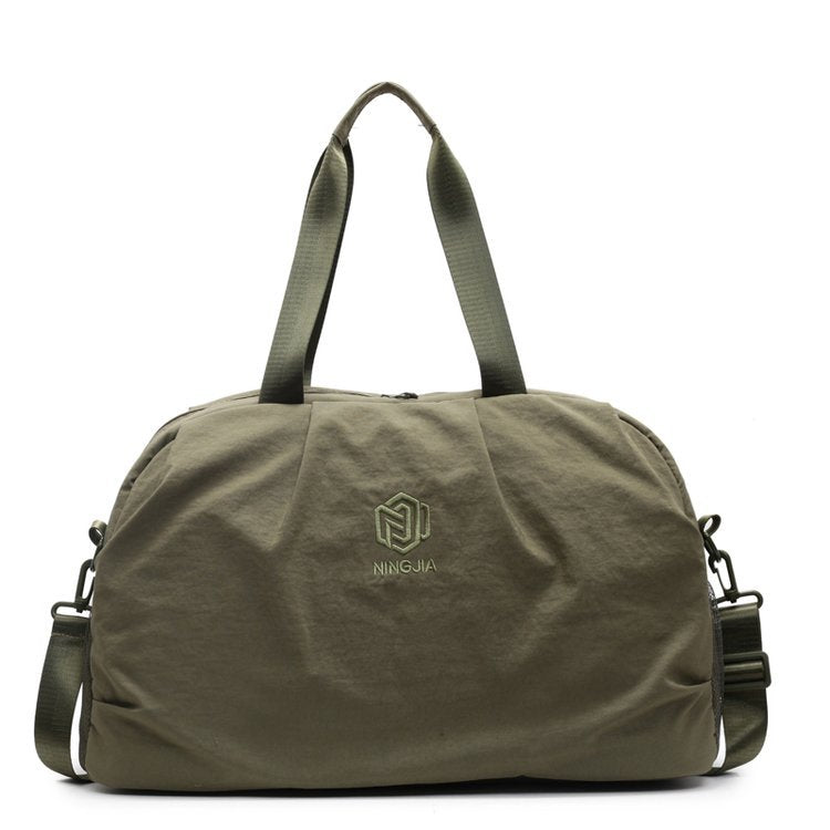 Versatile Multi-Pocket Travel Duffel