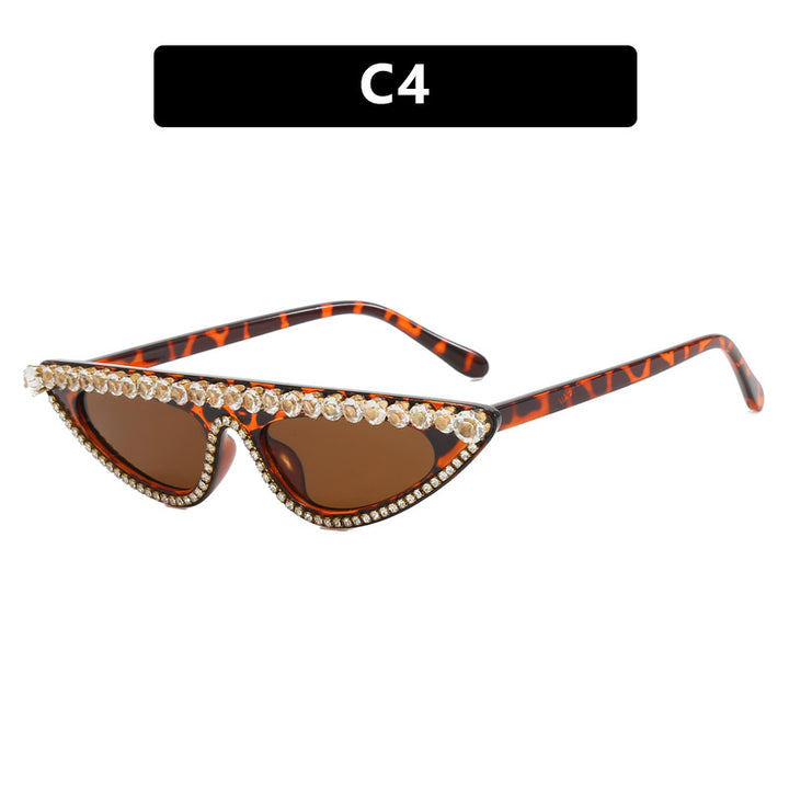 Ladies designer sunglasses in stylish cat-eye design with glittering frame Bowlift