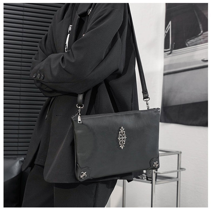 Elegant Clutch Made of High-Quality Faux Leather Bowlift