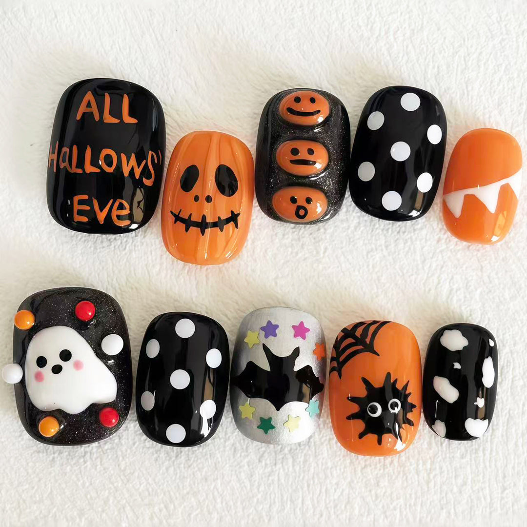 Halloween-Themed Press-On Nail Art Set