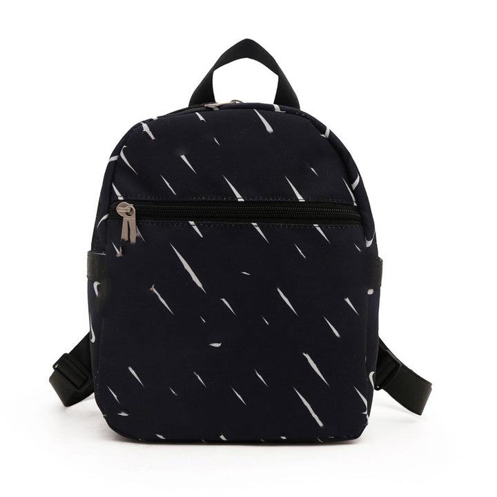 Smaller everyday backpack with practical outer pockets Bowlift
