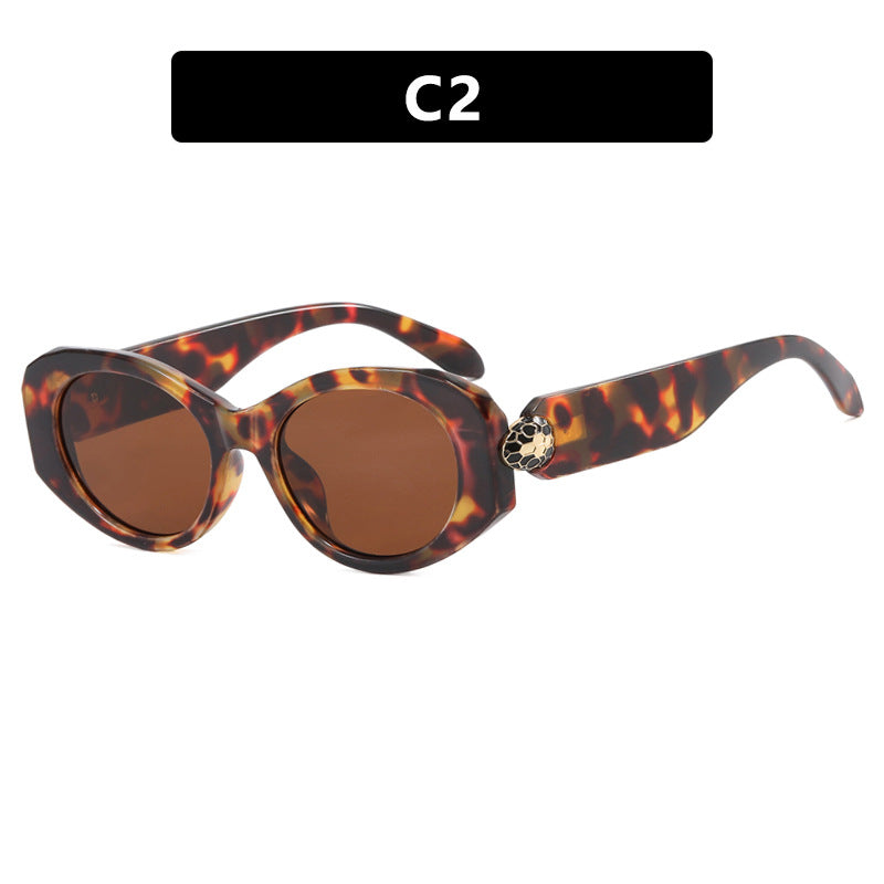 Women extravagant sunglasses in unique tortoiseshell pattern Bowlift