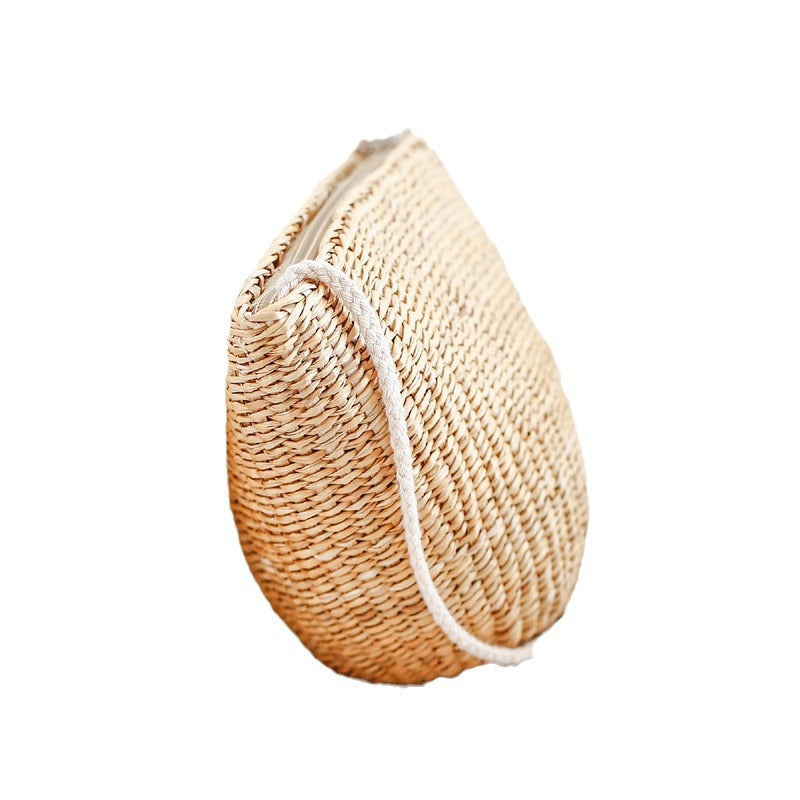 Handcrafted straw clutch with elegant design Bowlift