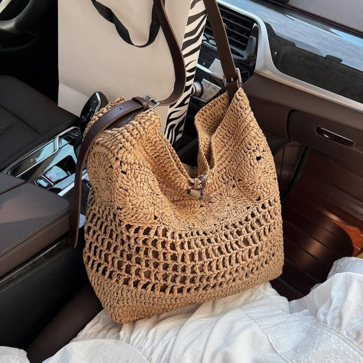 Braided summer handbag with practical leather handles Bowlift