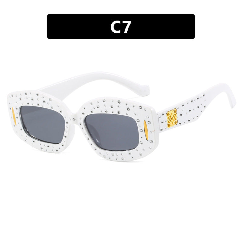 Women's fashionable sunglasses with glamorous rhinestone embellishment Bowlift