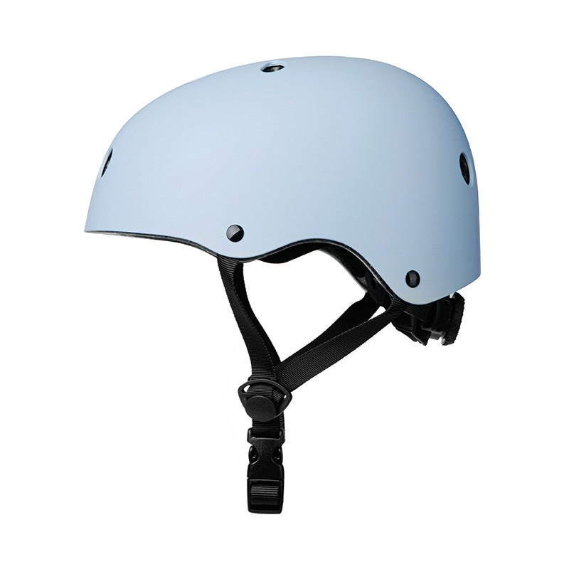 Skate Helmet with Optimized Fit Bowlift