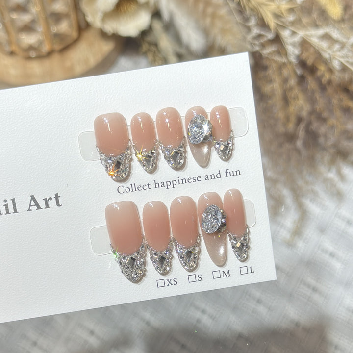 Elegant Rhinestone-Accented Press-On Nail Tips Bowlift