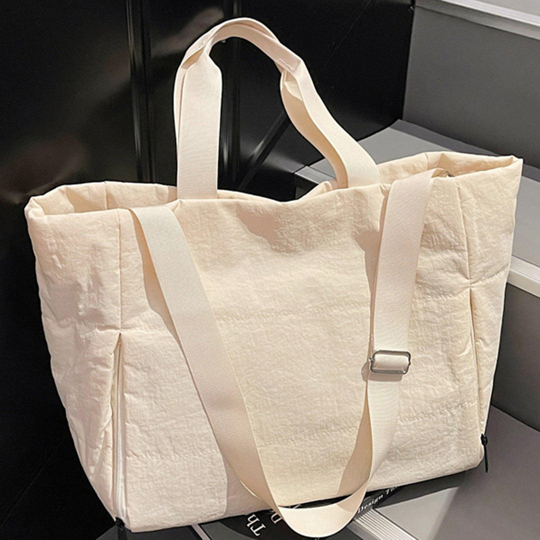Versatile and Elegant Tote Bag Bowlift