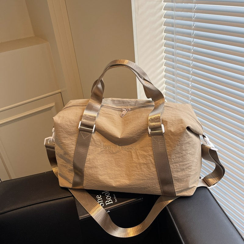 Lightweight Travel Duffel Bowlift
