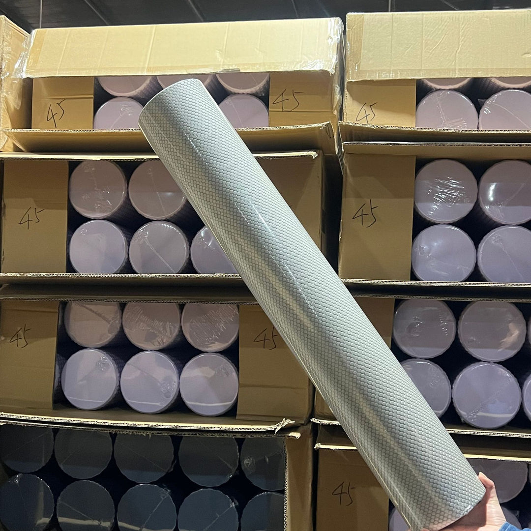 Massage roll with dotted surface Bowlift