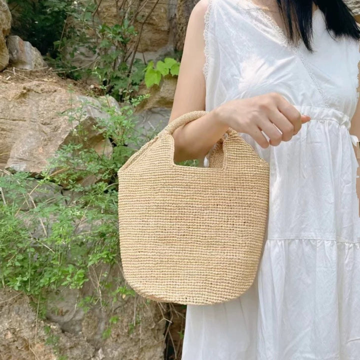 Handcrafted straw bag with modern accents Bowlift