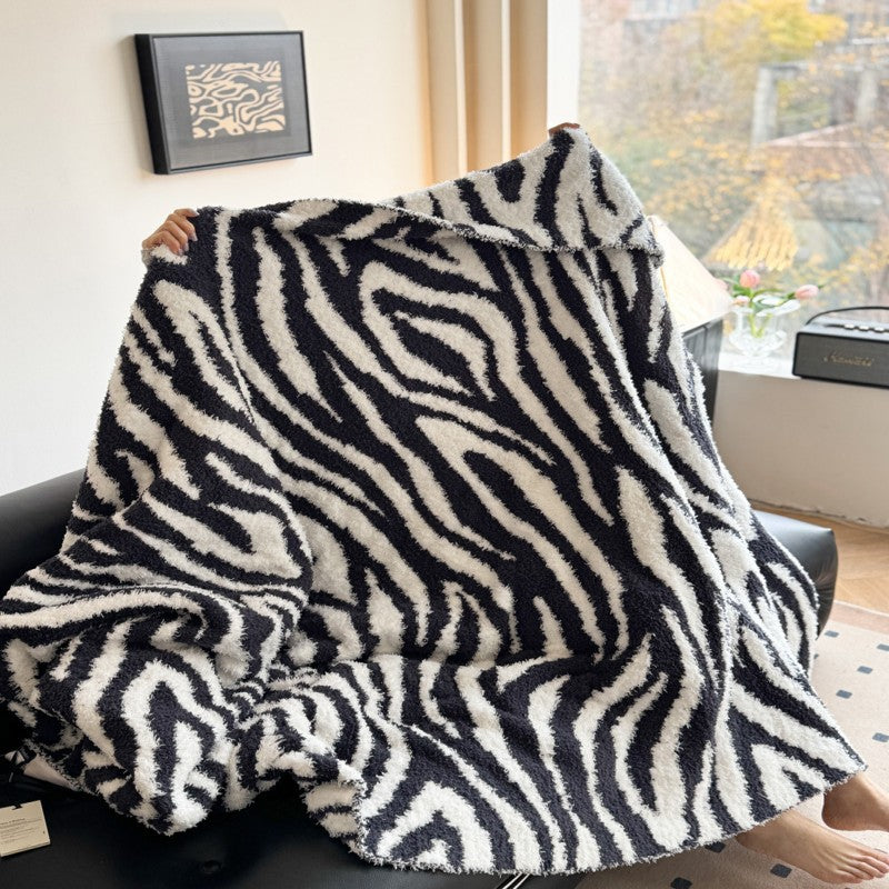 Cozy Decorative Patterned Blanket