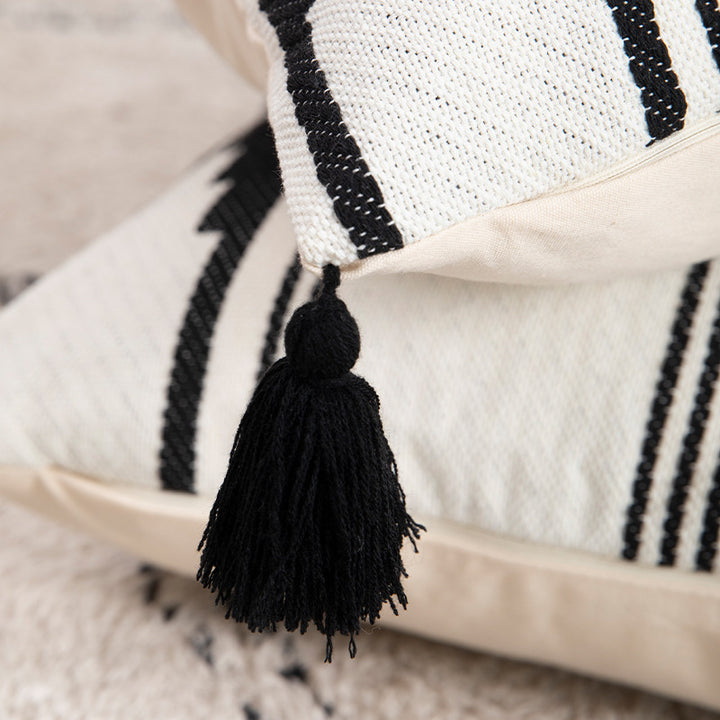 Rectangular Jacquard lumbar cushion cover with geometric ethnic relief and decorative tassels Bowlift