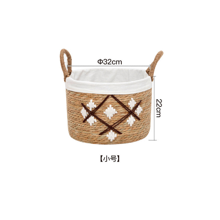 Storage basket with decorative pattern