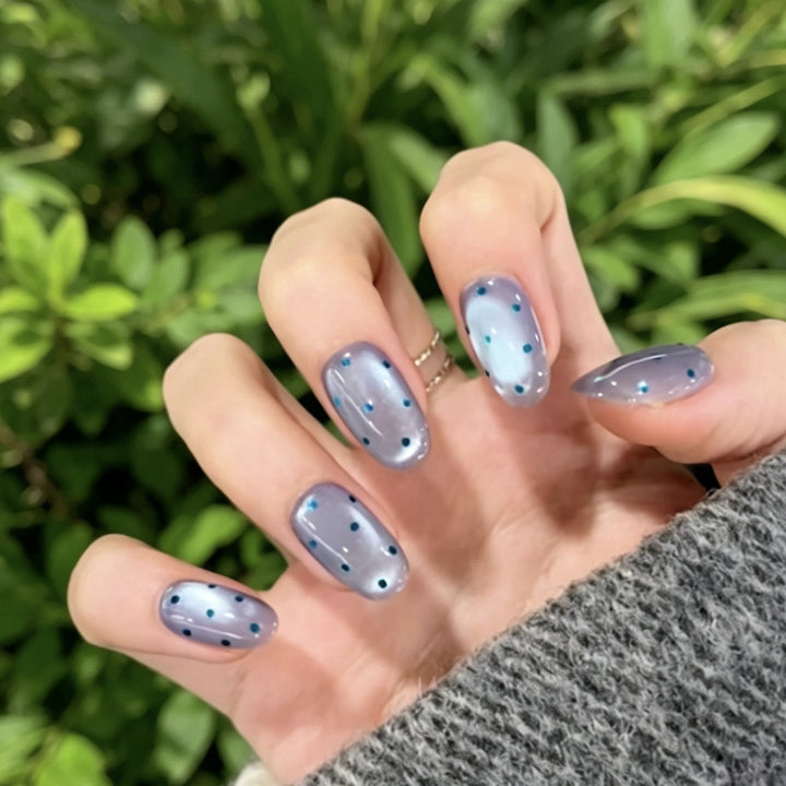 Artistic Press-On Nail Enhancements Bowlift