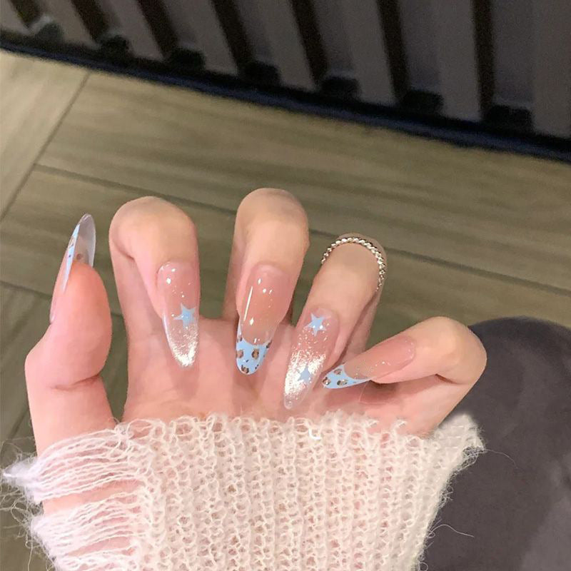 Elegant Stiletto Press-On Nails with Intricate Floral Accents Bowlift
