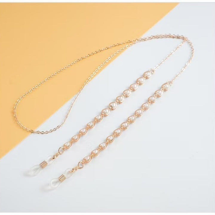 Elegant Beaded Eyewear Chain Bowlift