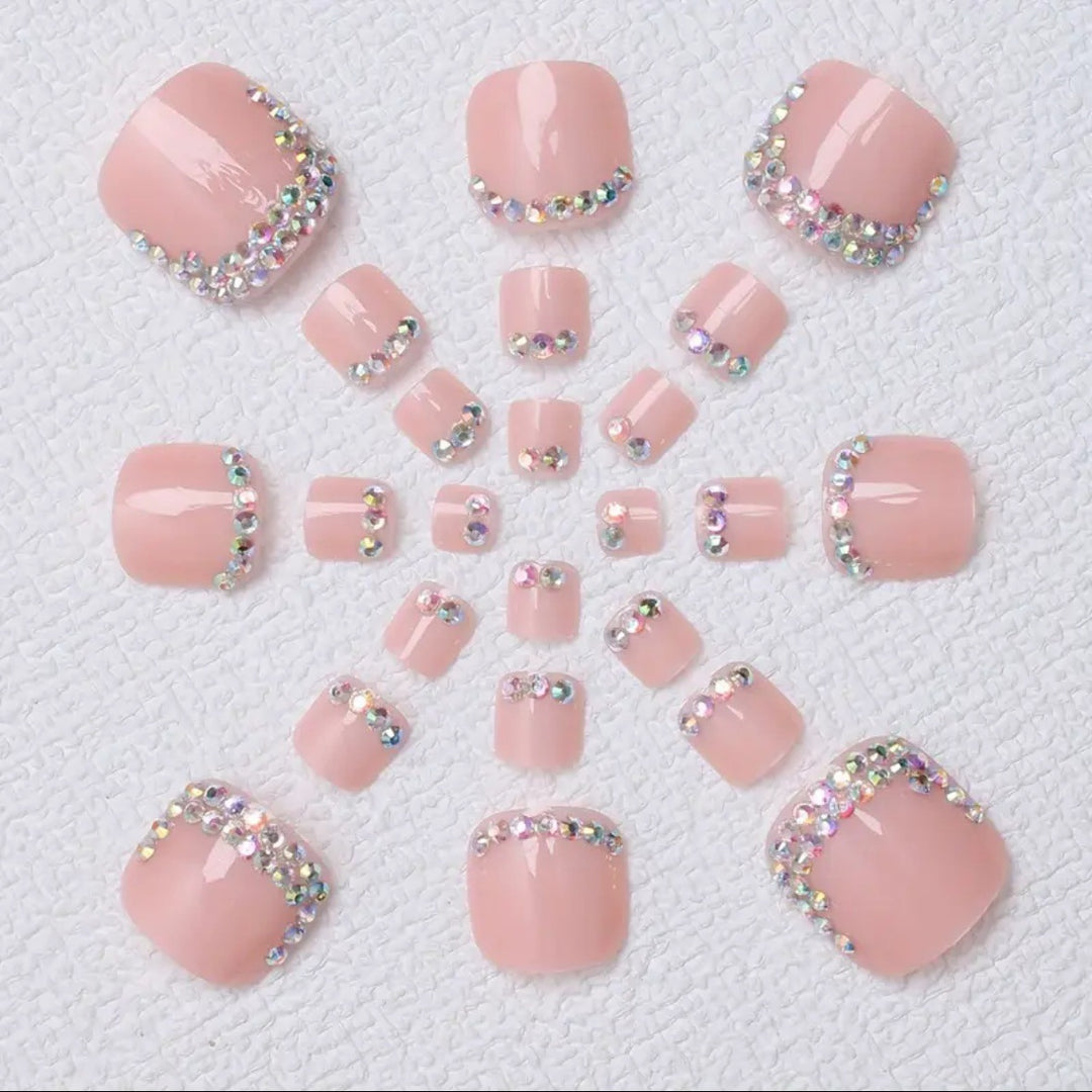 Rhinestone-Embellished Press-On Toenails Bowlift