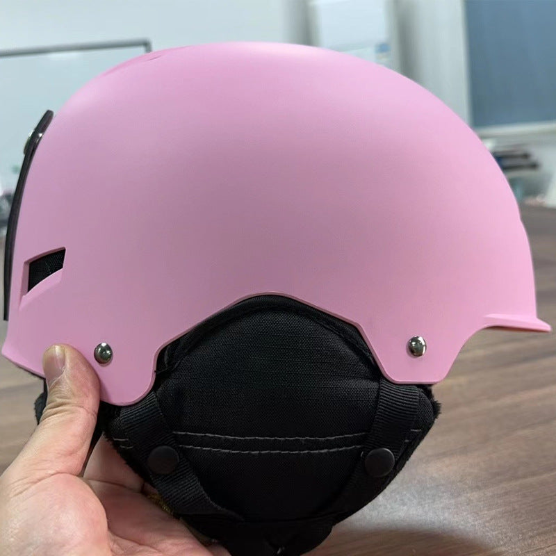Winter helmet with comfortable inner padding Bowlift