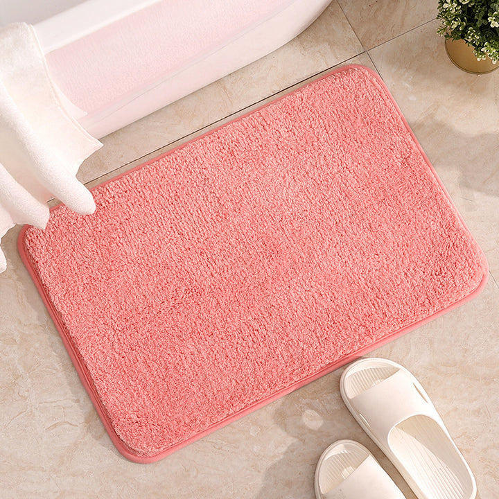 Plush and Absorbent Bath Mat Bowlift