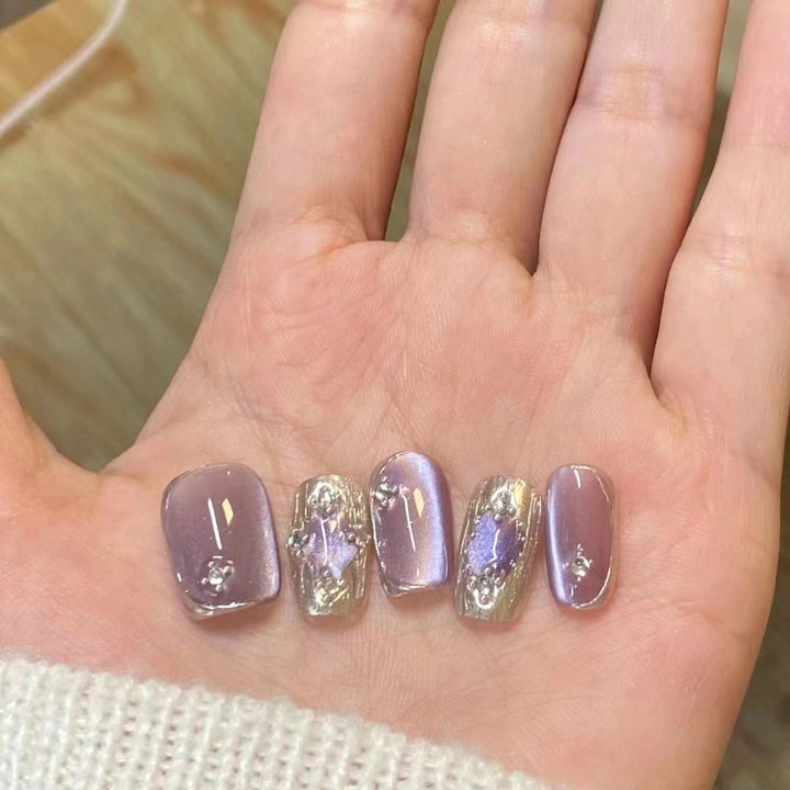 Artistic Press-On Nail Designs Bowlift