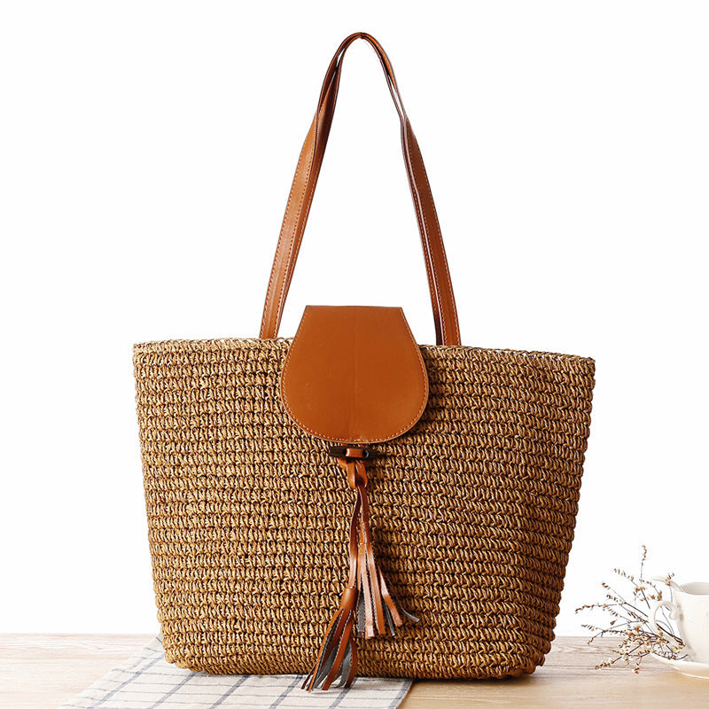 Elegant basket bag with leather accents Bowlift