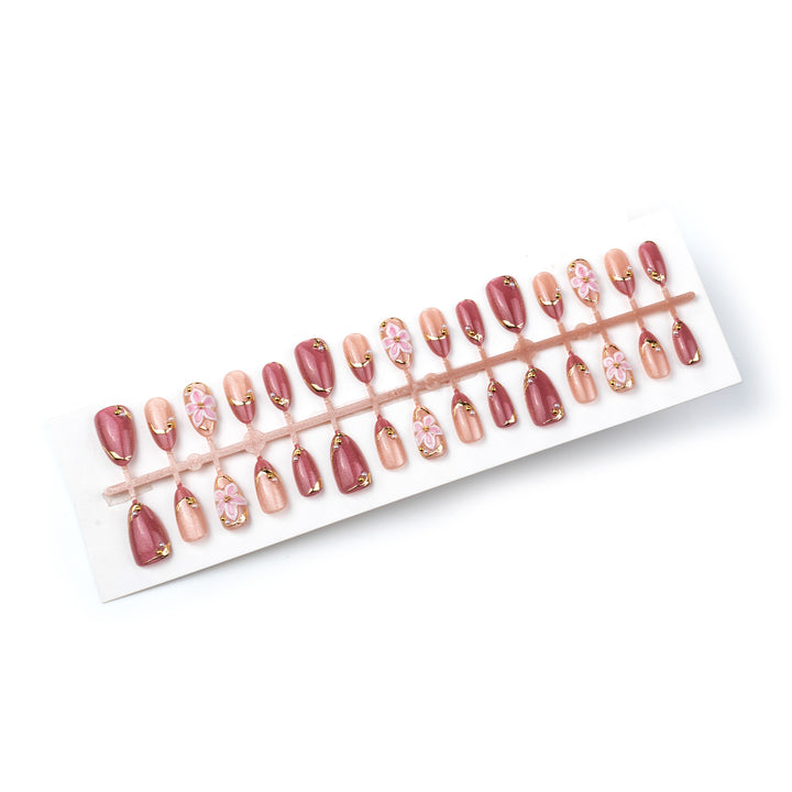 Floral-Inspired Press-On Nail Set Bowlift