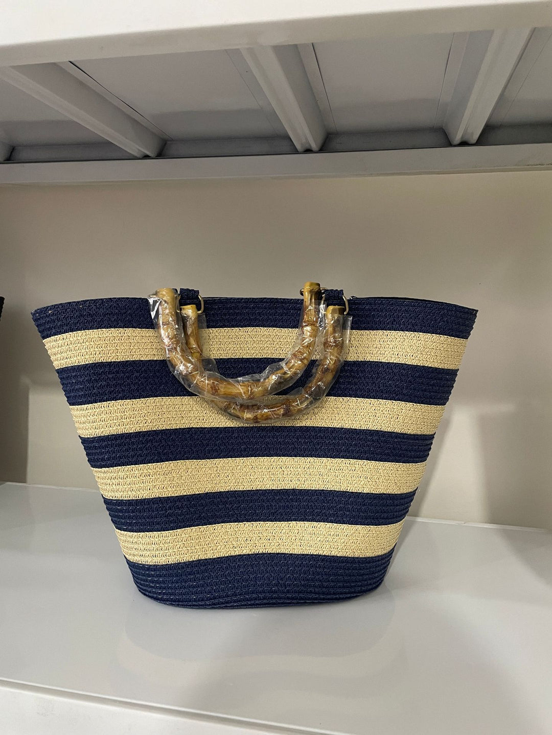 Stylish beach bag Bowlift